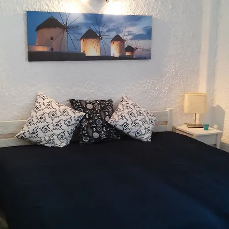 Hotel Aegialis & 2*